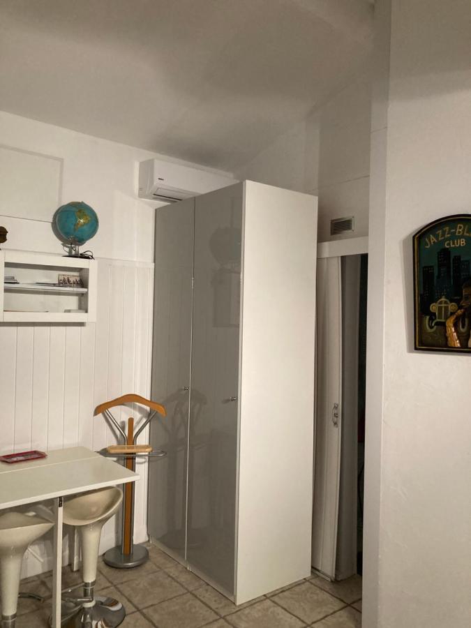 La Coccinelle Bed & Breakfast Nimes Ngoại thất bức ảnh