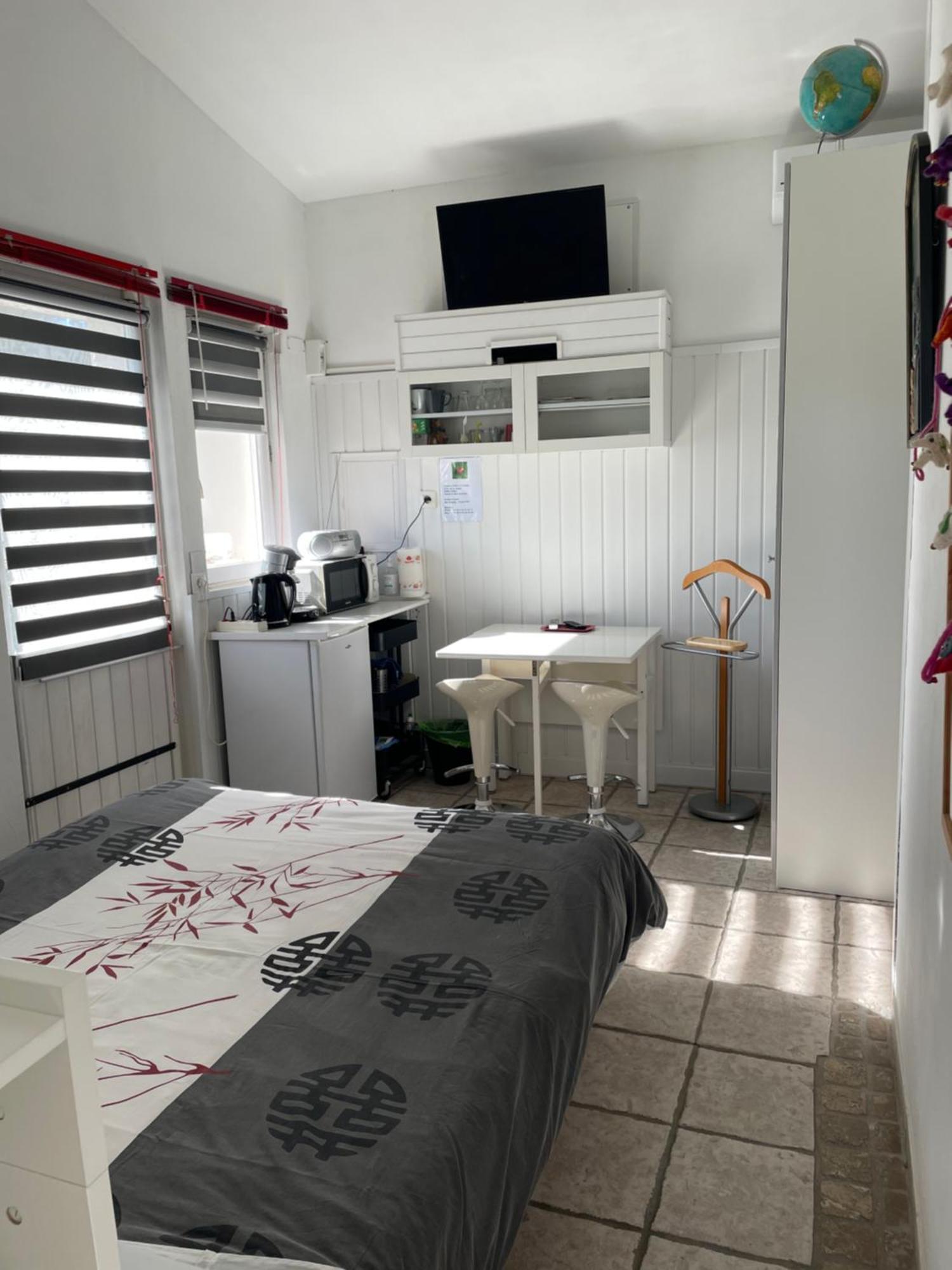 La Coccinelle Bed & Breakfast Nimes Ngoại thất bức ảnh